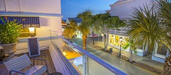 Pegasus International Hotel
