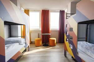 Dormitorio condiviso (1 bed) | Ferro/asse da stiro, Wi-Fi gratuito, lenzuola