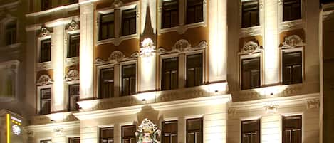 Front of property - evening/night