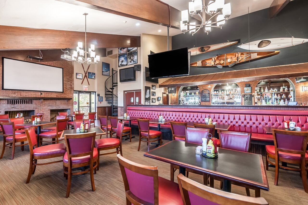 lunch and dinner served, american cuisine