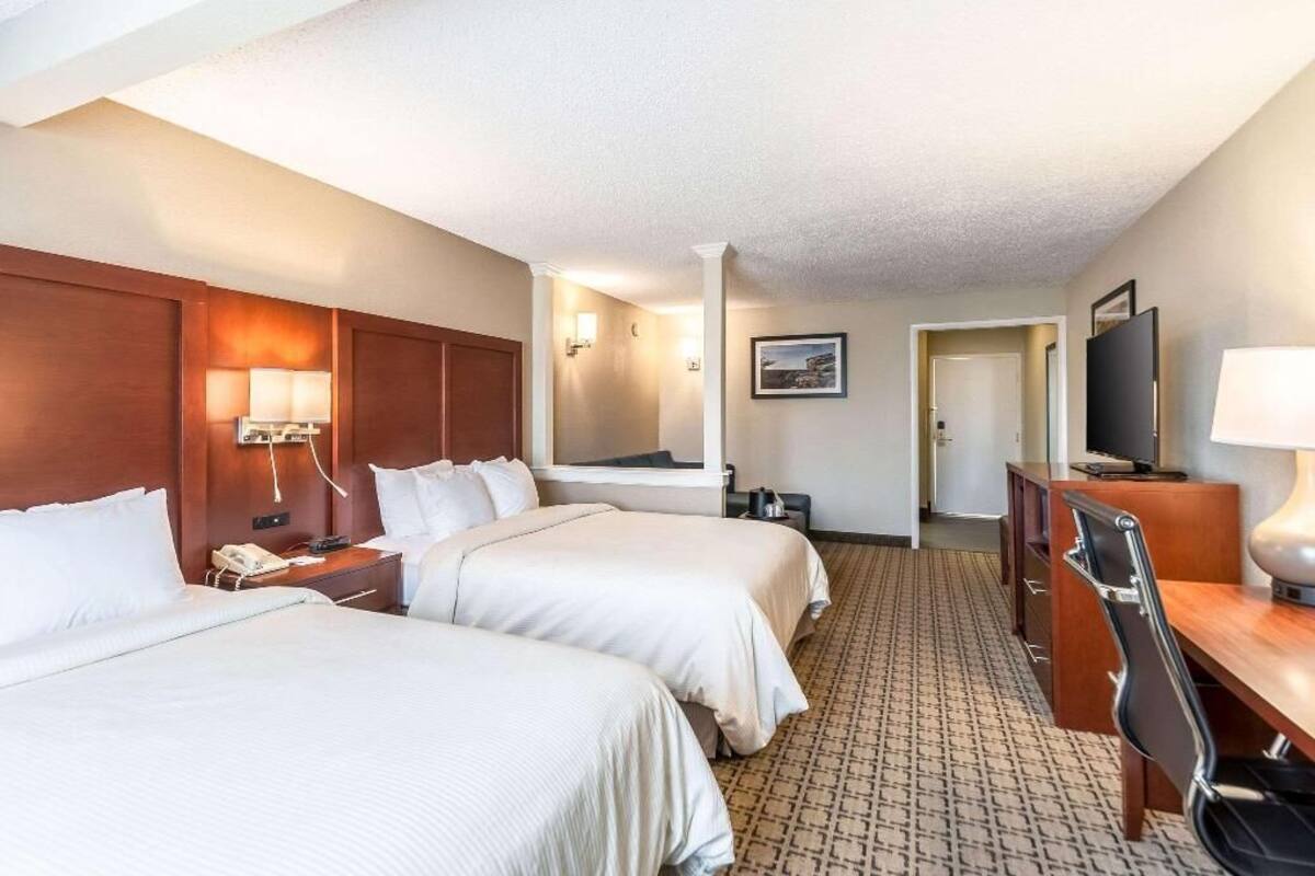 In-room safe, desk, laptop workspace, blackout curtains