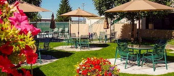 Broadway Inn Conference Center