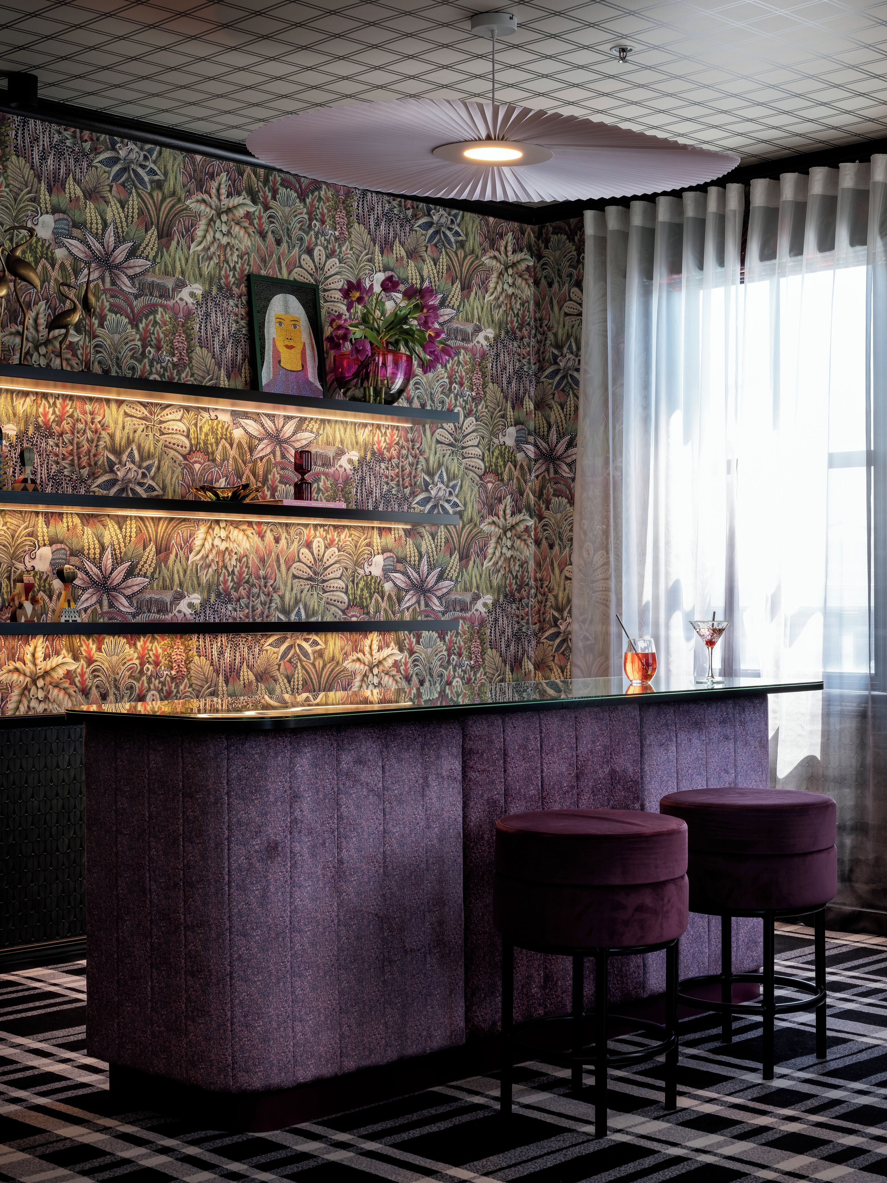 executive suite | in-room safe, individually decorated, individually furnished