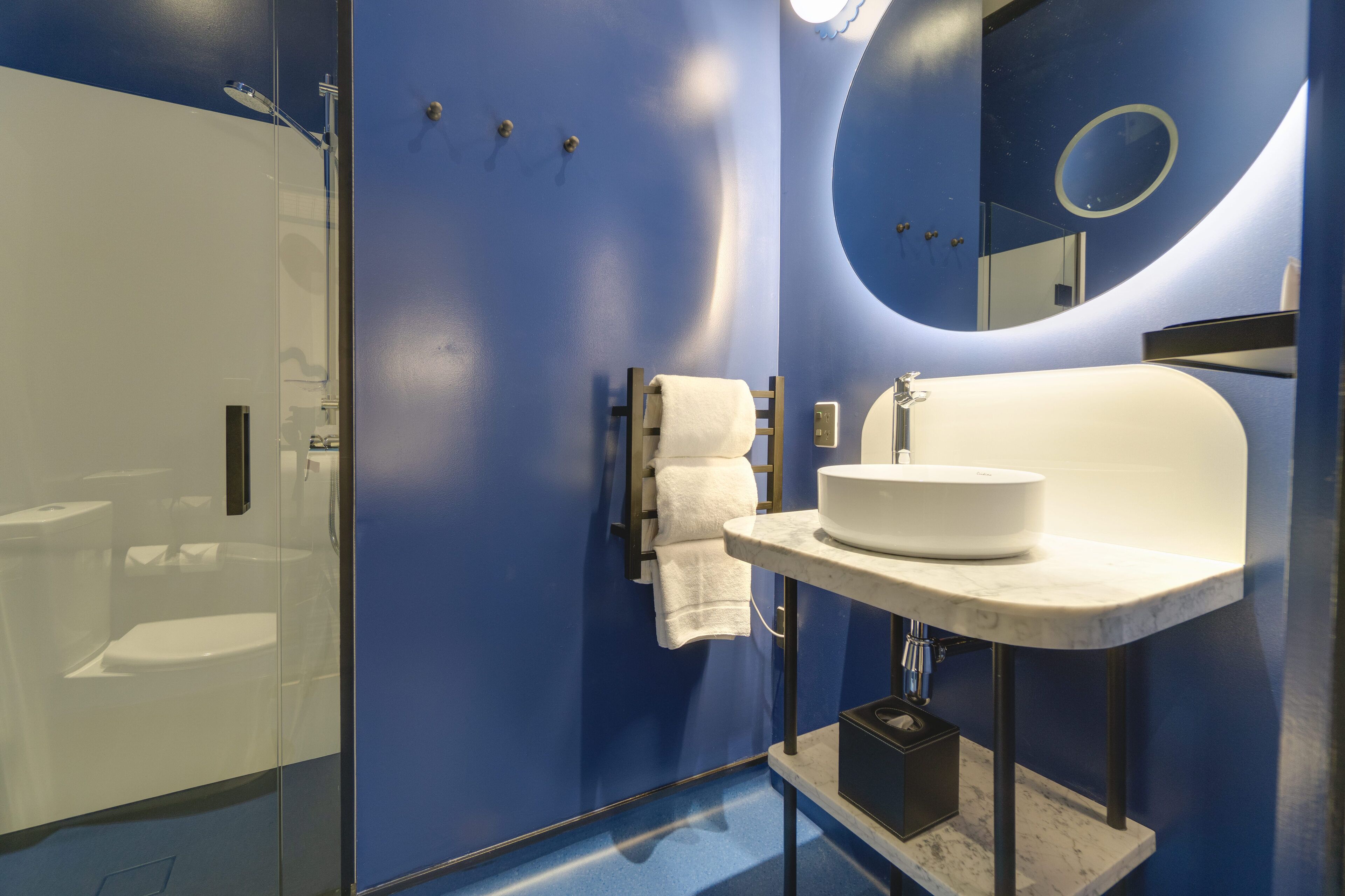 zing twin | bathroom | shower, hair dryer, towels, soap