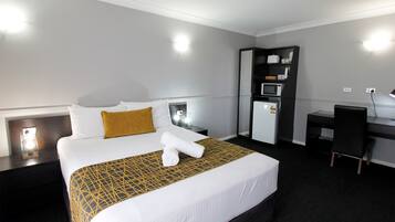 Vila, 1 Tempat Tidur Queen | 1 kamar tidur, brankas, meja kerja, dan ruang kerja ramah laptop