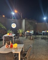 Se sirven desayunos y cenas