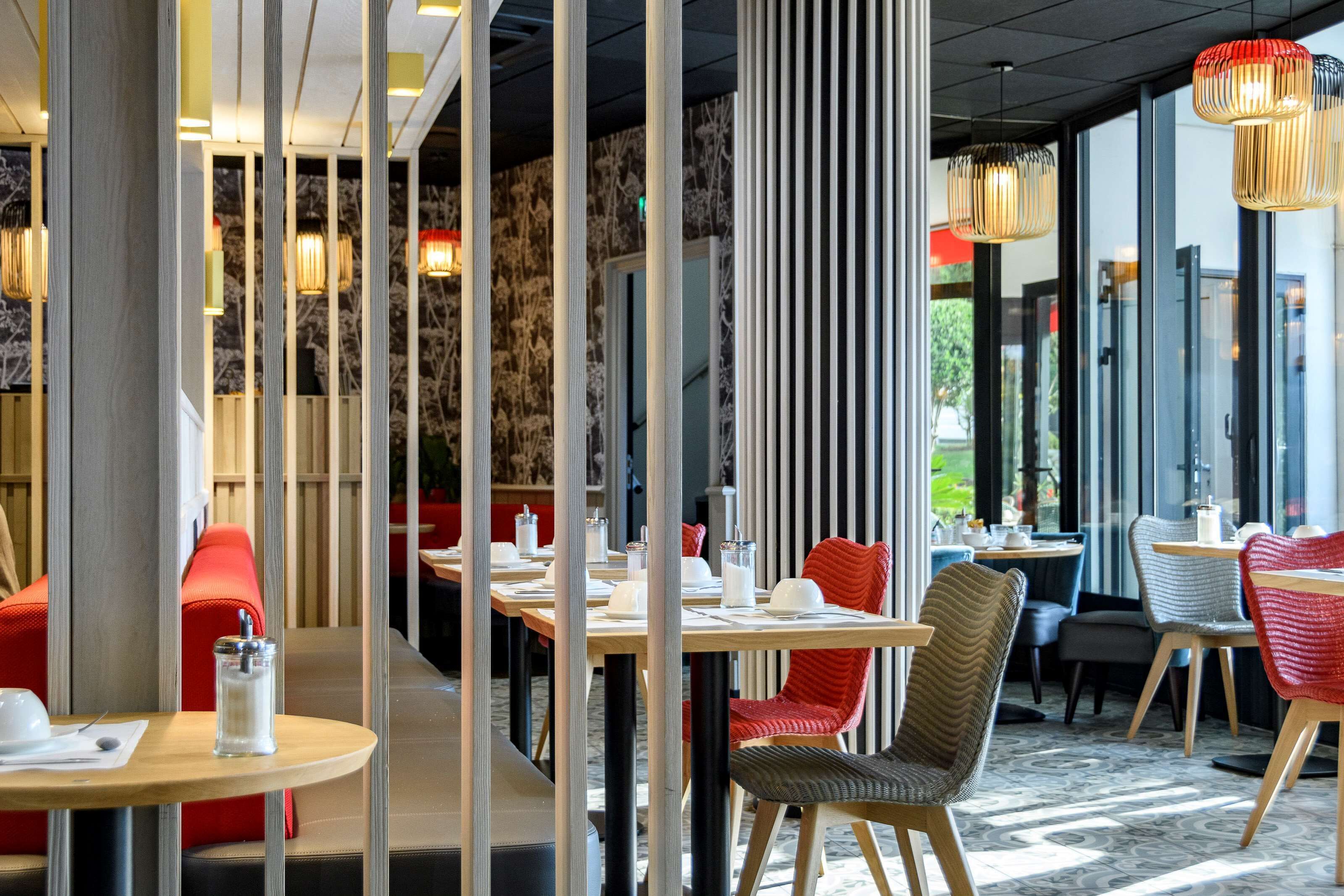 daily buffet breakfast (eur 14 per person)