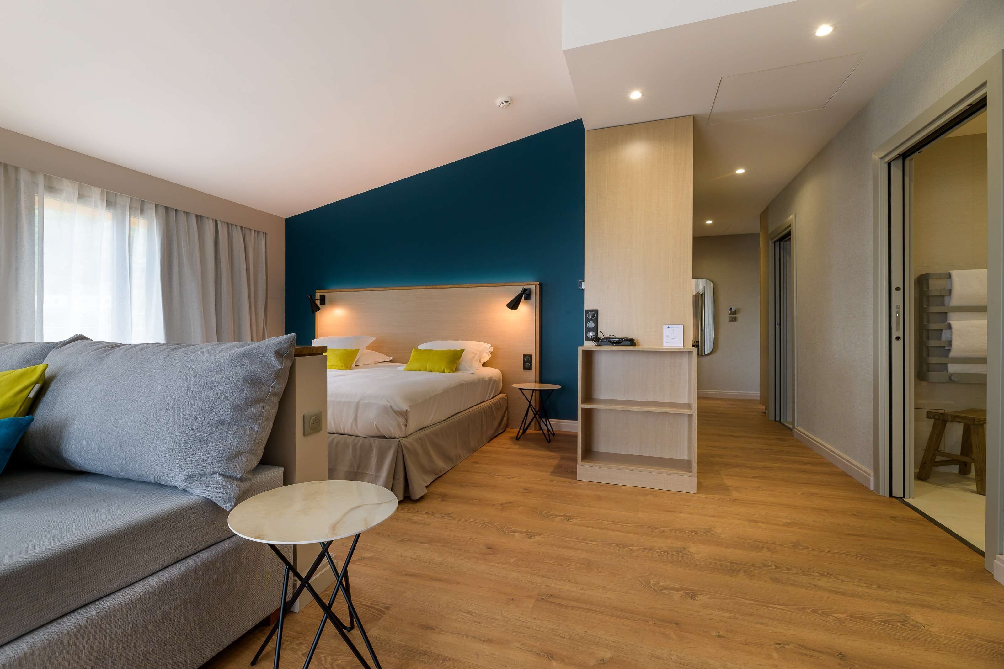 standard apartment, multiple beds, non smoking, terrace | room amenity