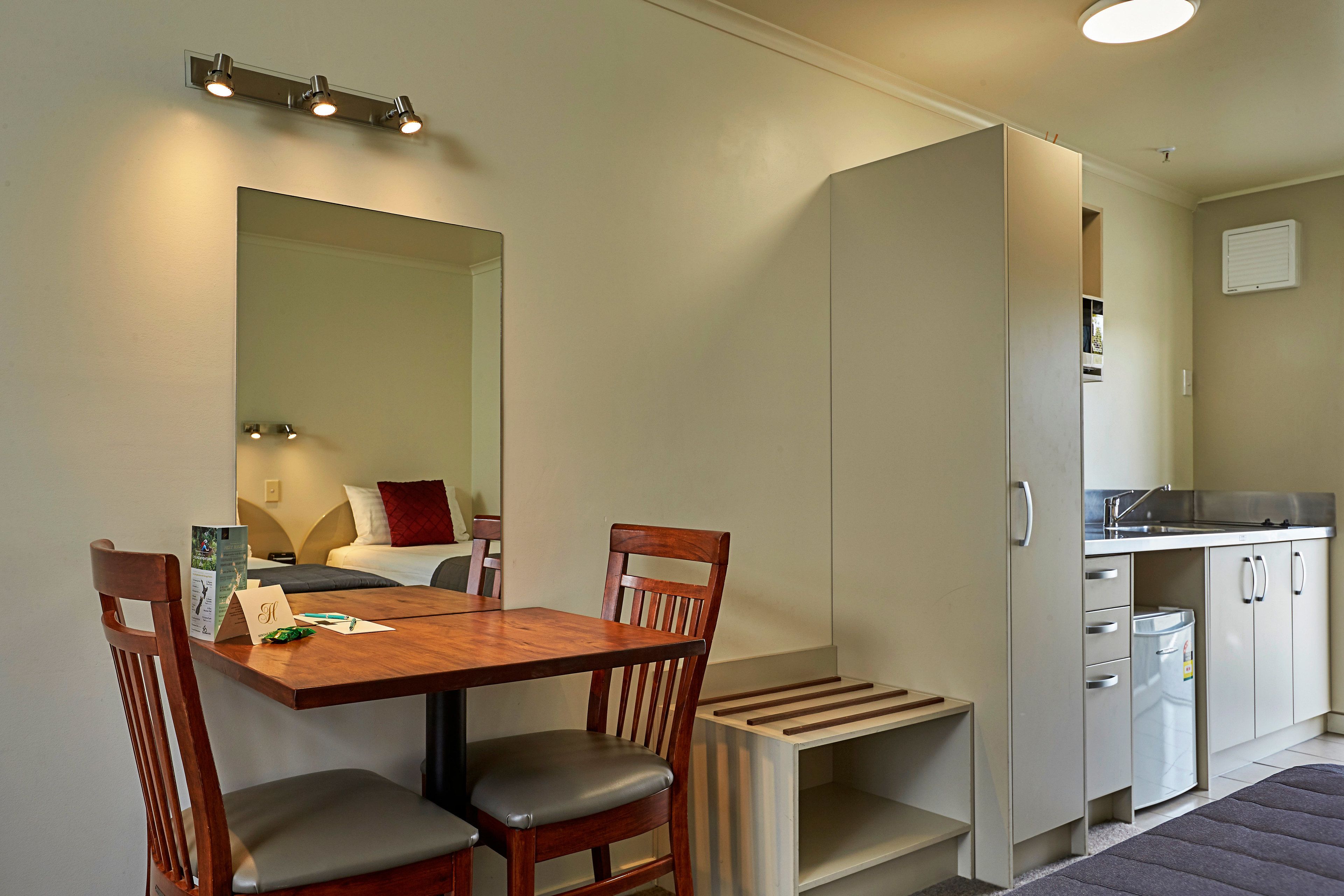 Studio, Garden View | Private kitchenette