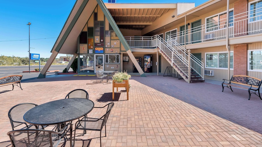 Americas Best Value Inn & Suites Flagstaff