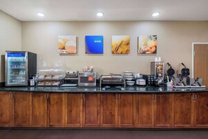 Free daily full breakfast