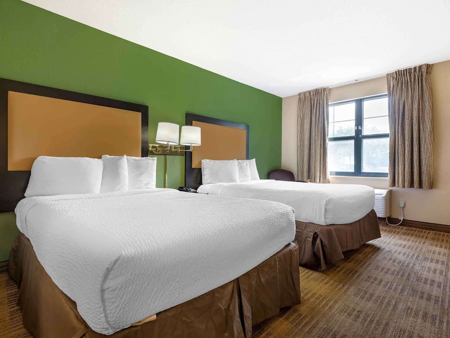 Studio, 2 Double Beds, Non Smoking | Desk, blackout curtains, iron/ironing board, free WiFi