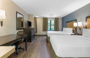 Estudio, 2 camas dobles, no fumadores | Escritorio, tabla de planchar con plancha, wifi gratis y ropa de cama