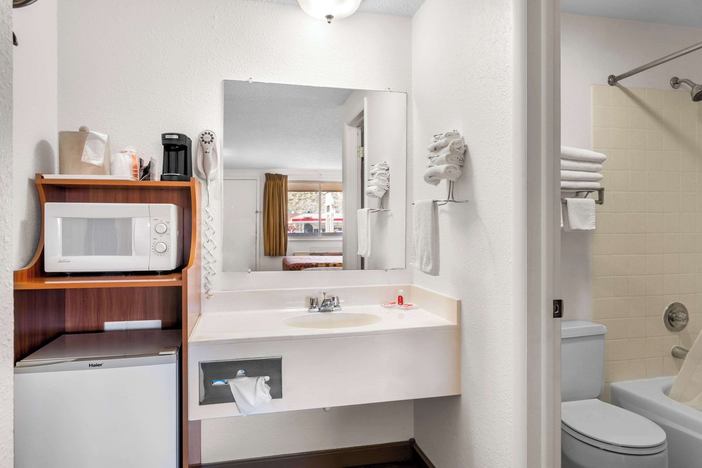 premium bedding, individually decorated, individually furnished, desk