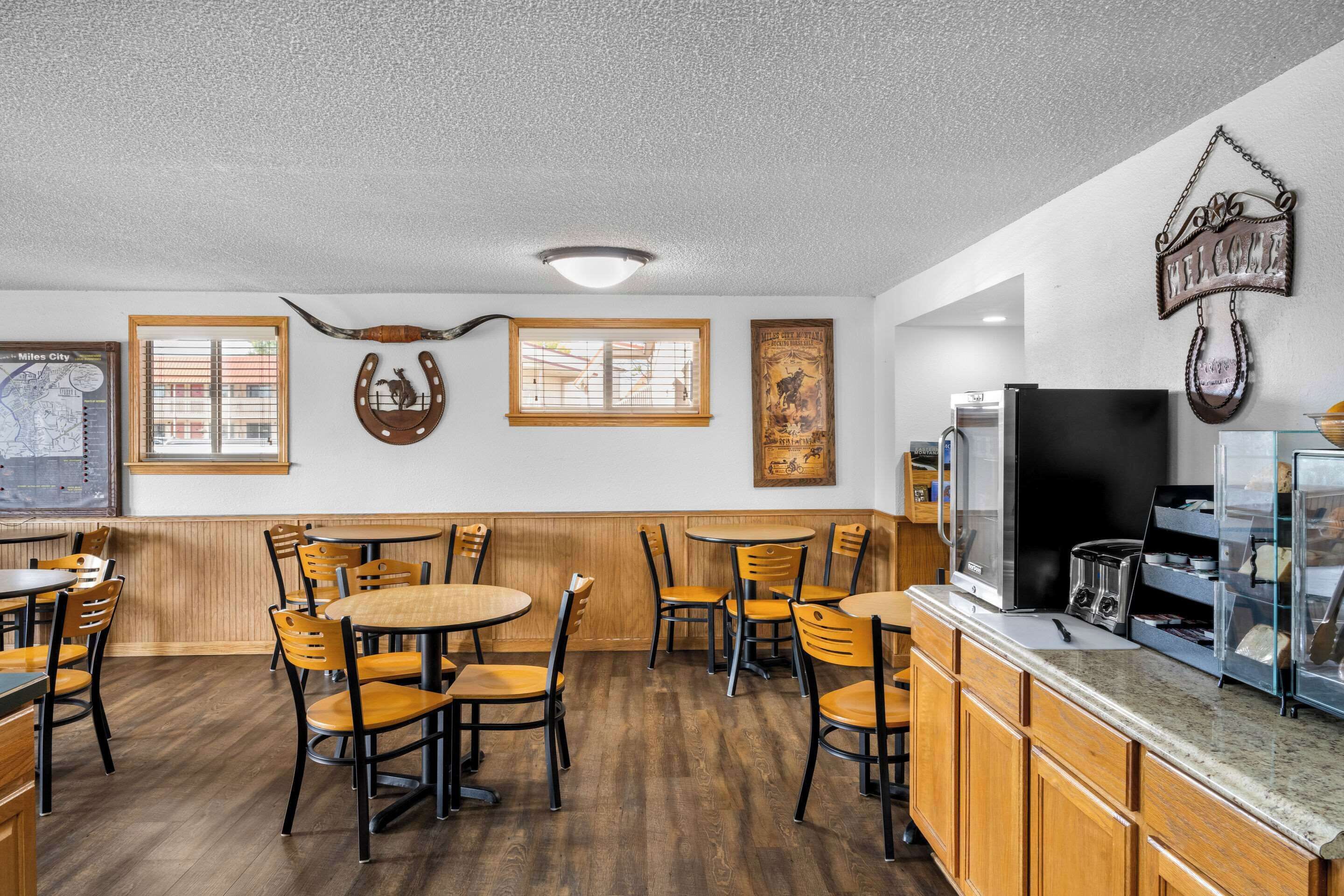 free continental breakfast