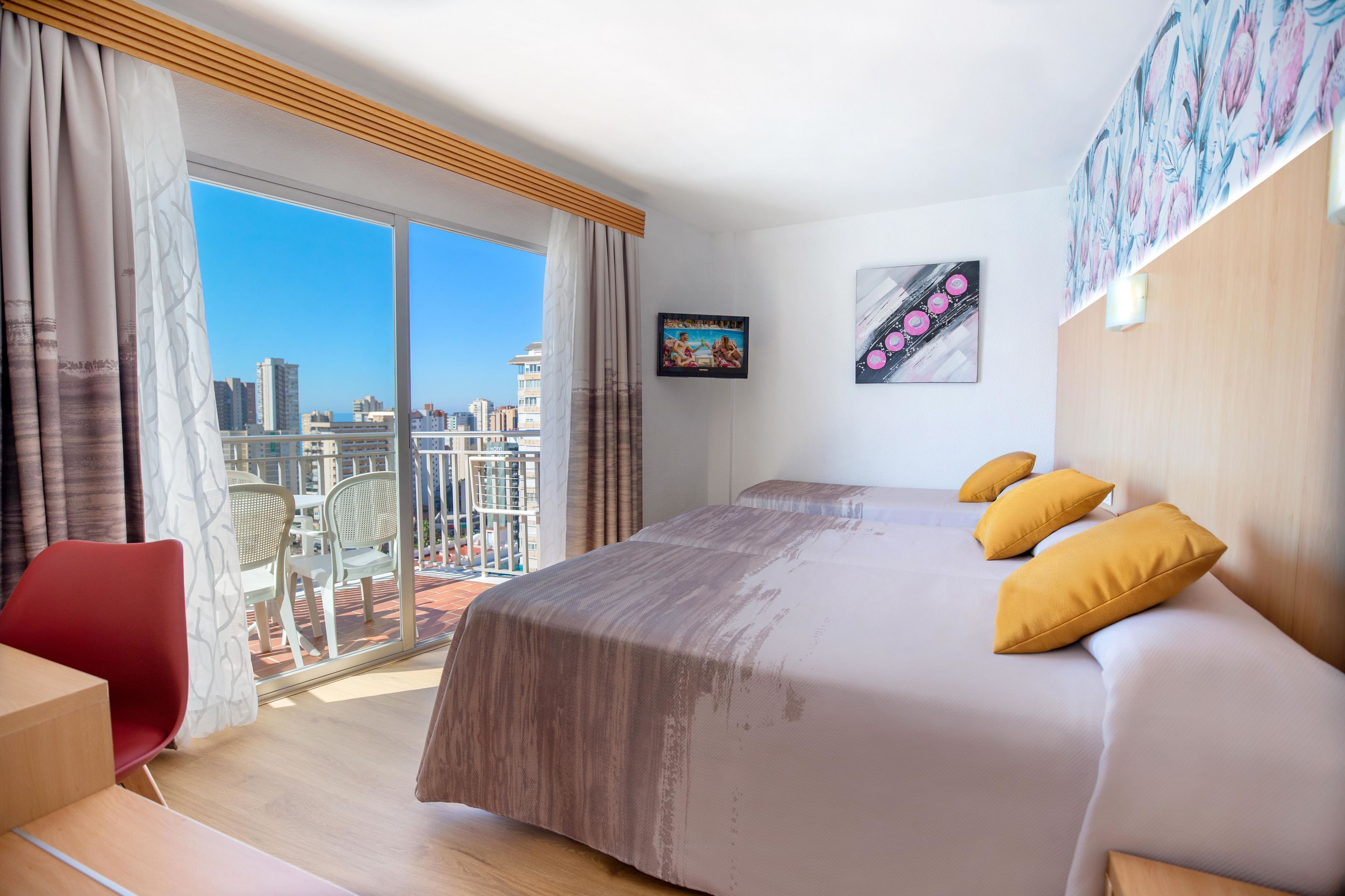 Coffres-forts dans les chambres, bureau, Wi-Fi gratuit, draps fournis