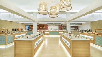 2 Restaurants, Frühstück, Mittagessen, Abendessen, mediterrane Küche