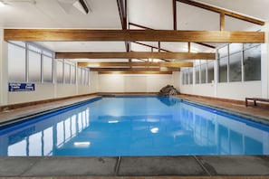 Innenpool, beheizter Pool