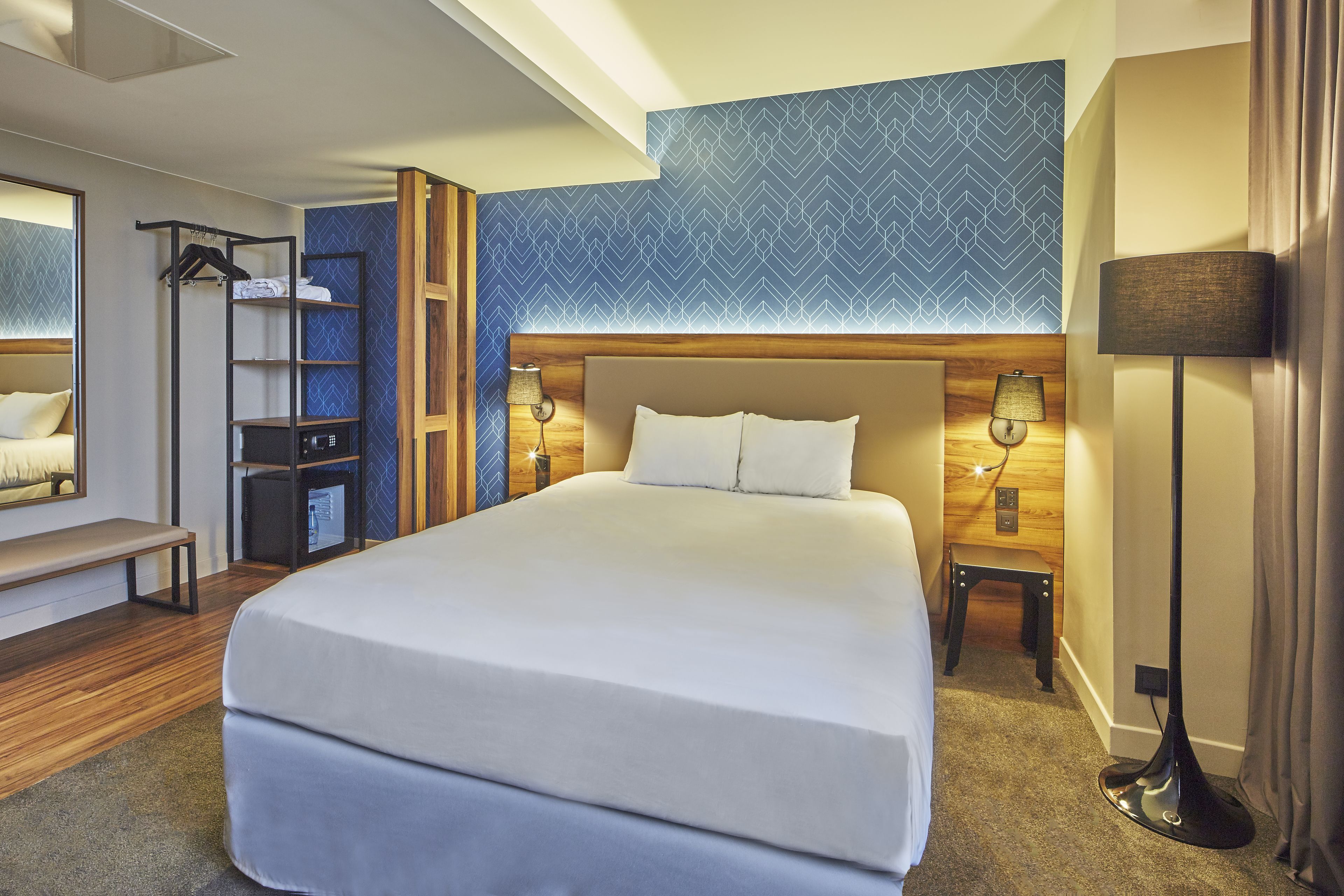 standard double room | premium bedding, in-room safe, desk, blackout curtains