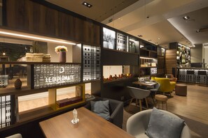 Lounge - Hôtel l'Elysée Val d'Europe (Serris)