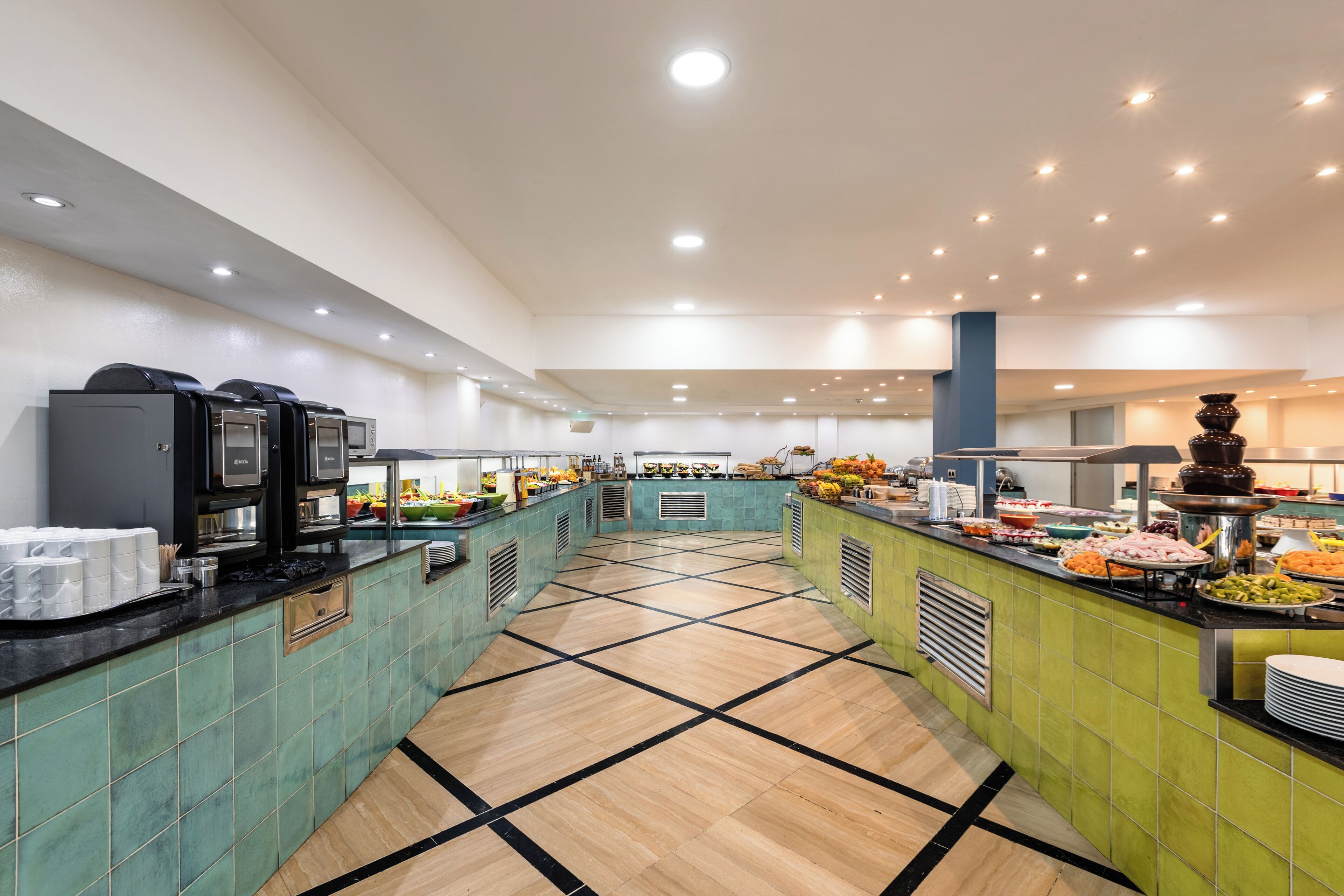 Photo - Catalonia Oro Negro