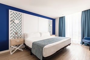 In-room safe, desk, free WiFi, bed sheets