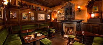 皇后夜总会酒店