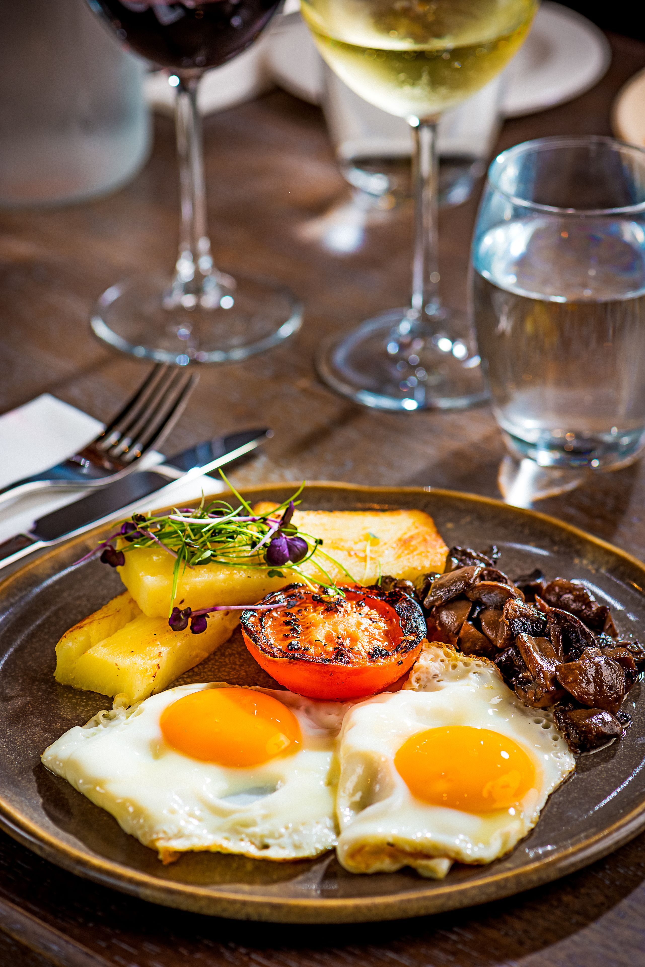 每日供应全套早餐（需付费）