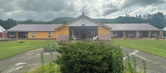 Mark Twain Motor Inn