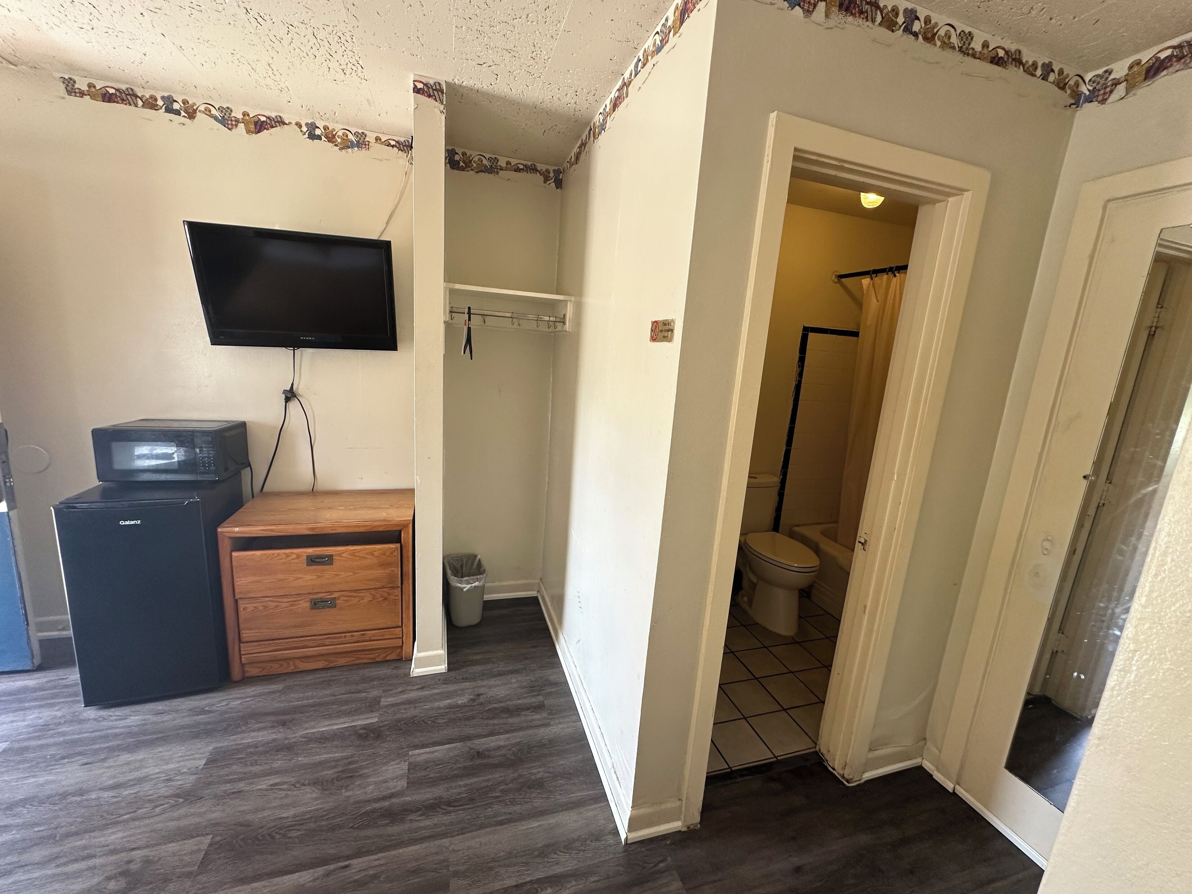 Wi-Fi gratis dan seprai linen