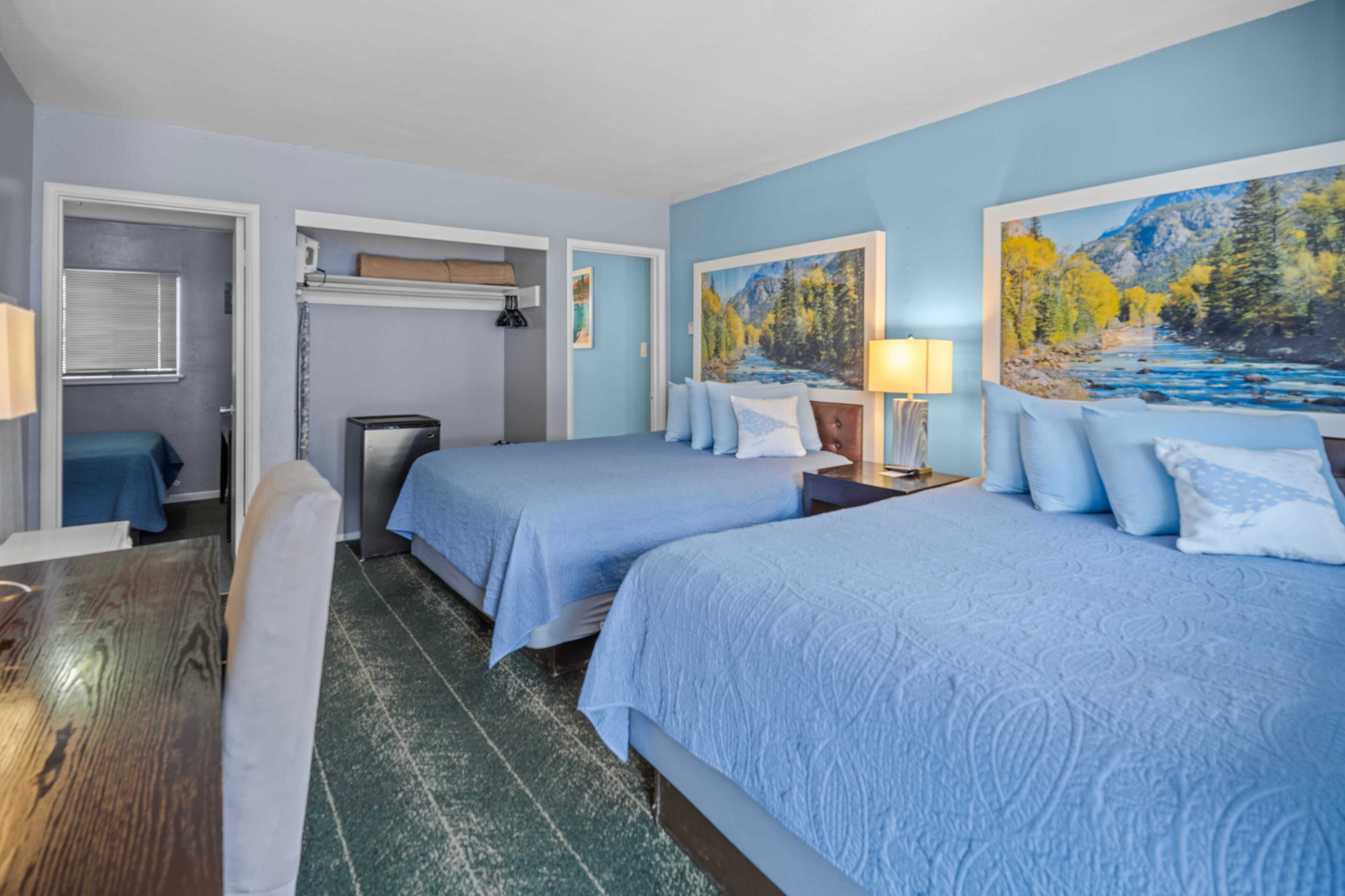 Select Comfort 床、特色装修、办公桌、遮光窗帘