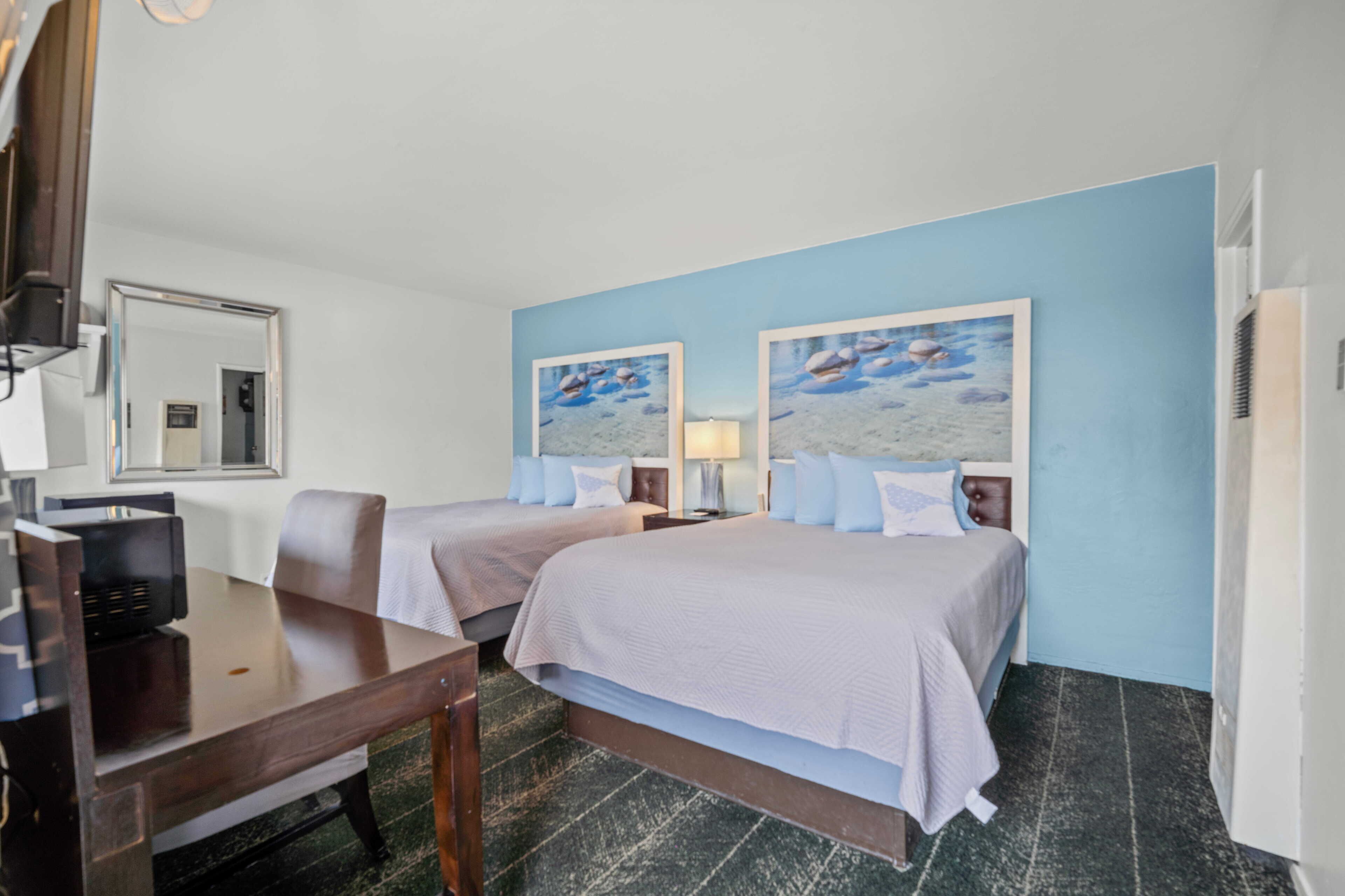 Photo - Bluebird Day Inn & Suites