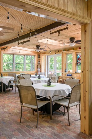 Birthday party area - The Stockade Bed and Breakfast (Baton Rouge)