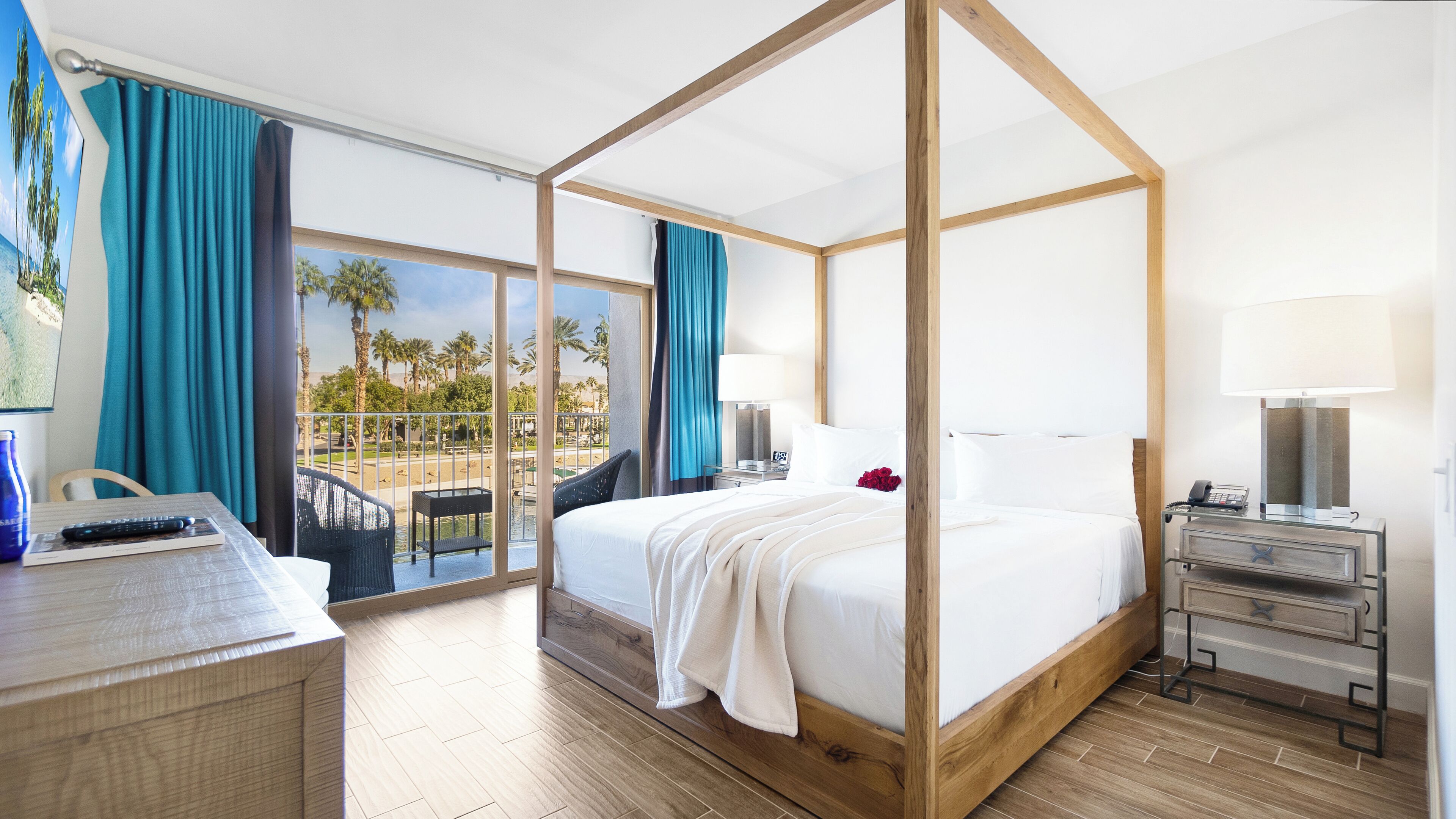 Egyptian cotton sheets, premium bedding, down comforters, pillowtop beds