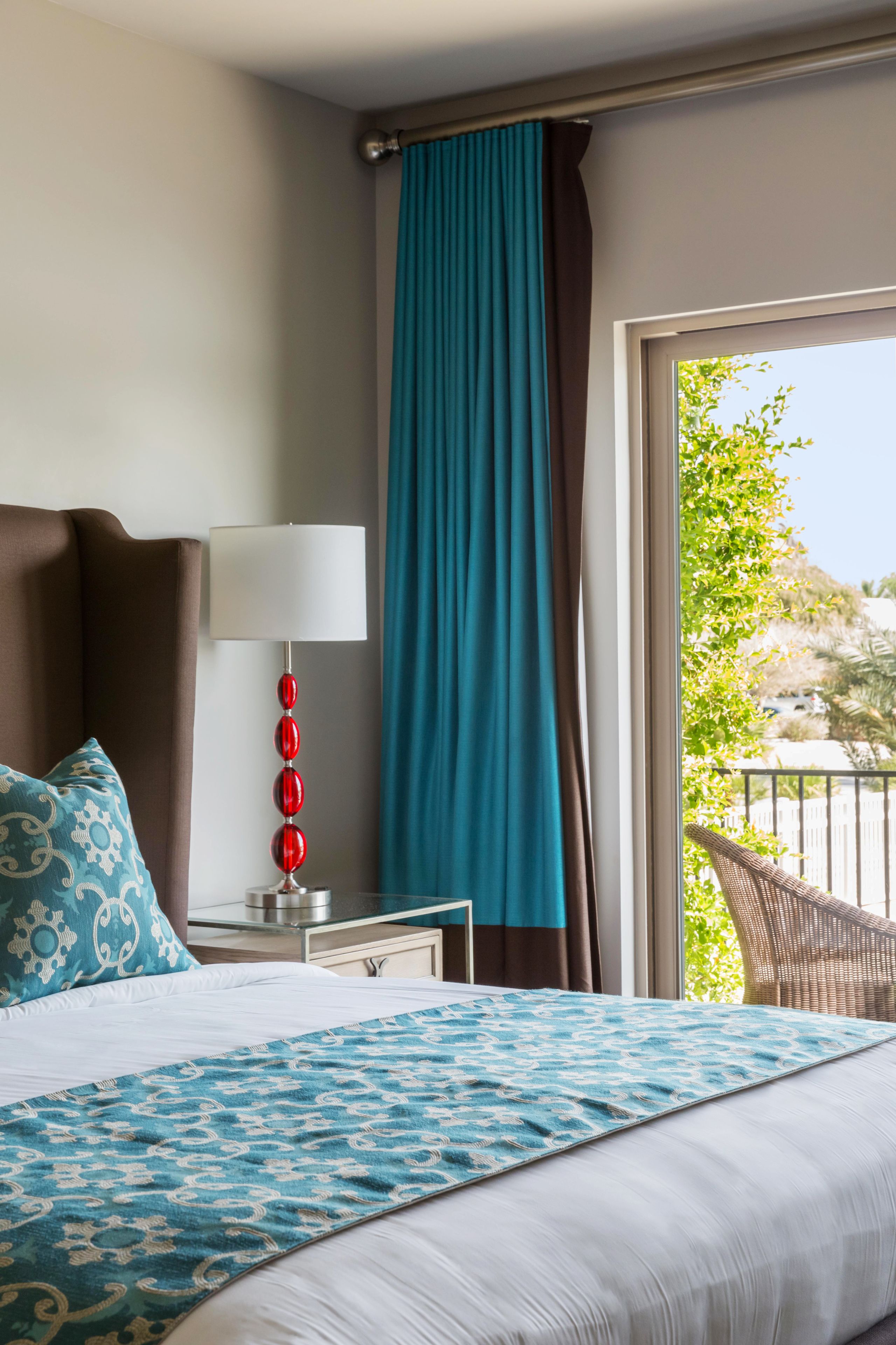 deluxe suite, 1 king bed, lakeside | egyptian cotton sheets, premium bedding, down duvets, pillow-top beds