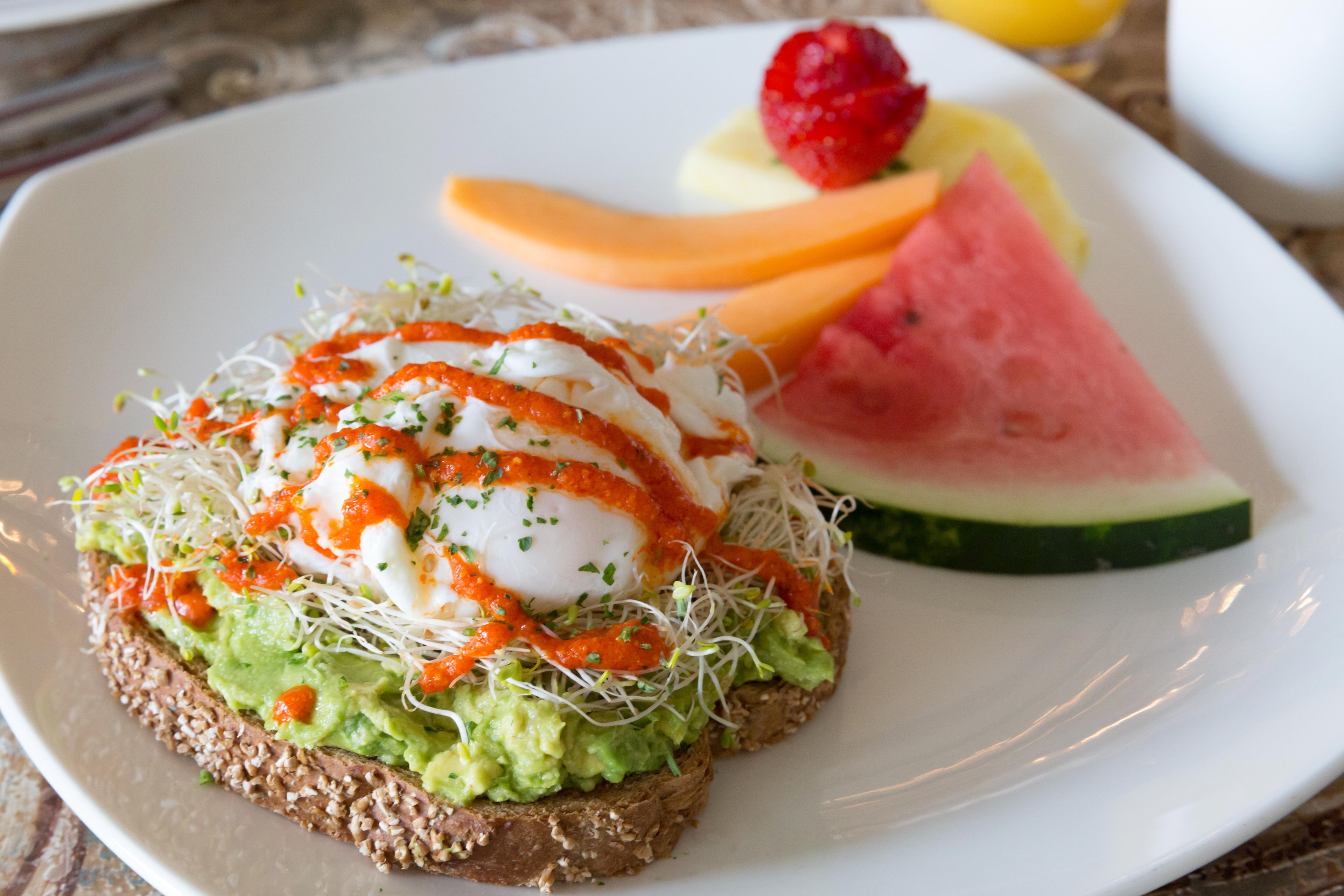 free daily continental breakfast