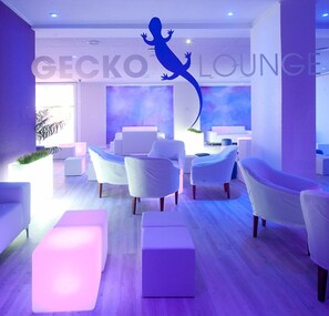 Bar lounge
