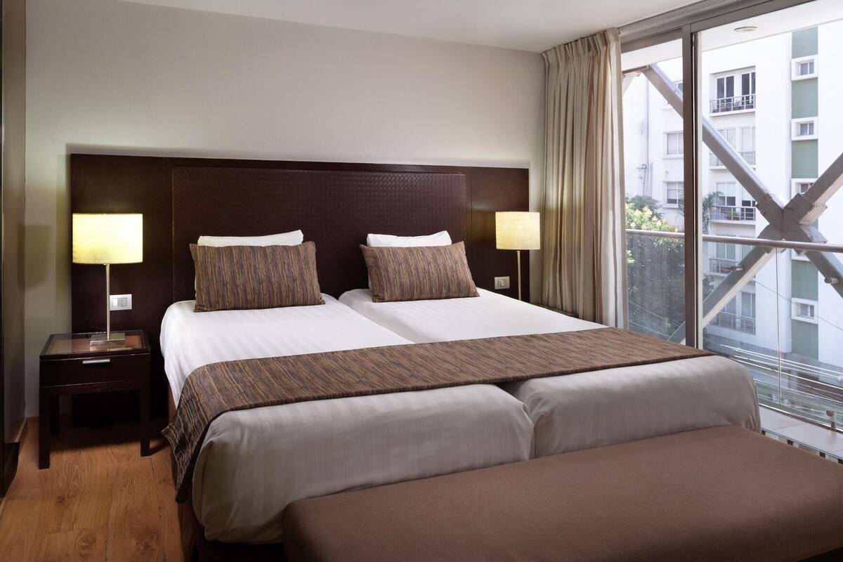 Minibar, in-room safe, desk, soundproofing