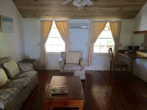 Sea View Suites Ground Floor | Living area