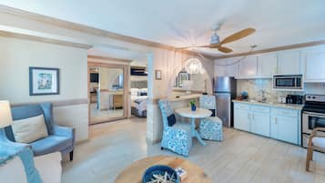 Luxury-Suite, eigener Pool | Eigene Küche | Kühlschrank, Wasserkocher mit Kaffee-/Teezubehör, Wasserkocher