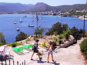 Hiking - Kavos Bay Seafront Hotel (Aegina)