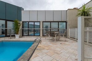 Outdoor pool, sun loungers