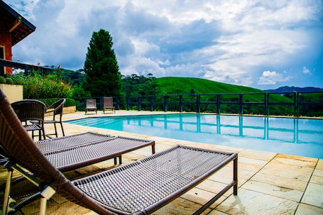 Outdoor pool, sun loungers