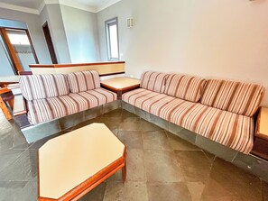 غرفة المعيشة