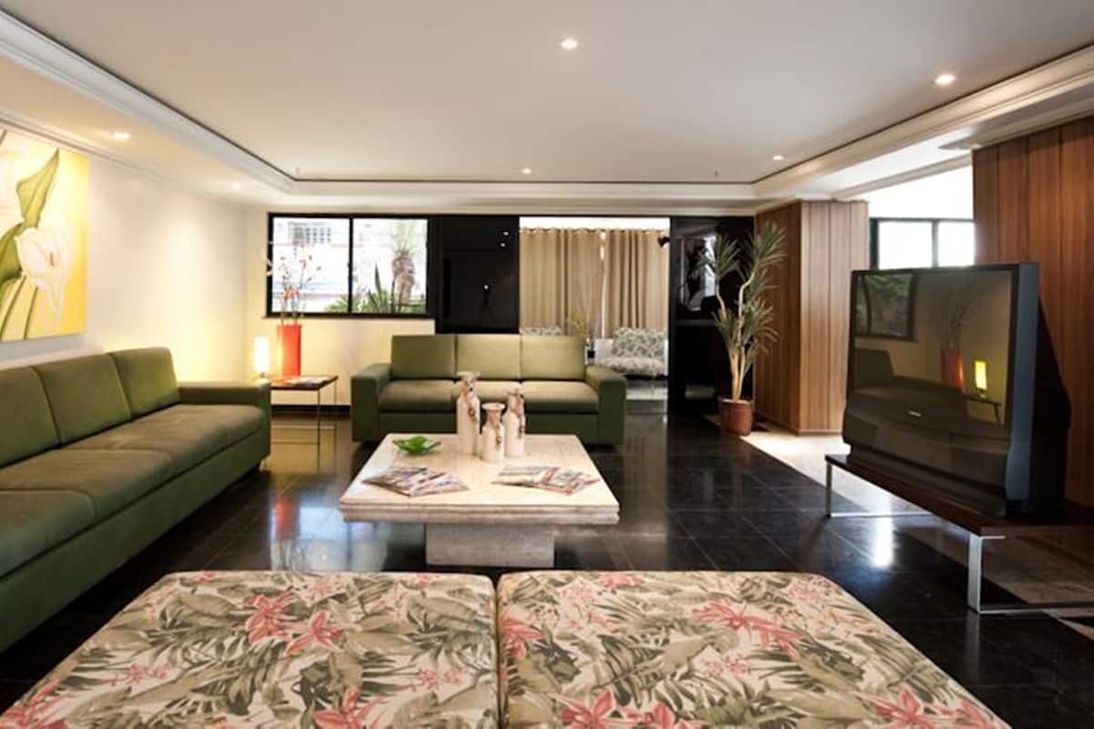 Apartamento Casal | Lobi