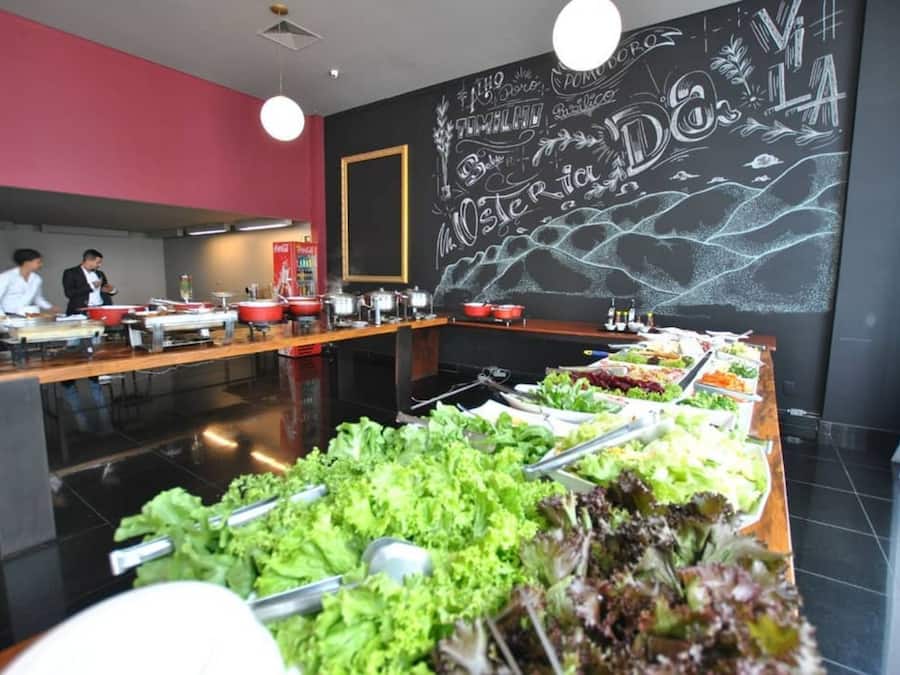 Breakfast, lunch, dinner served; international cuisine