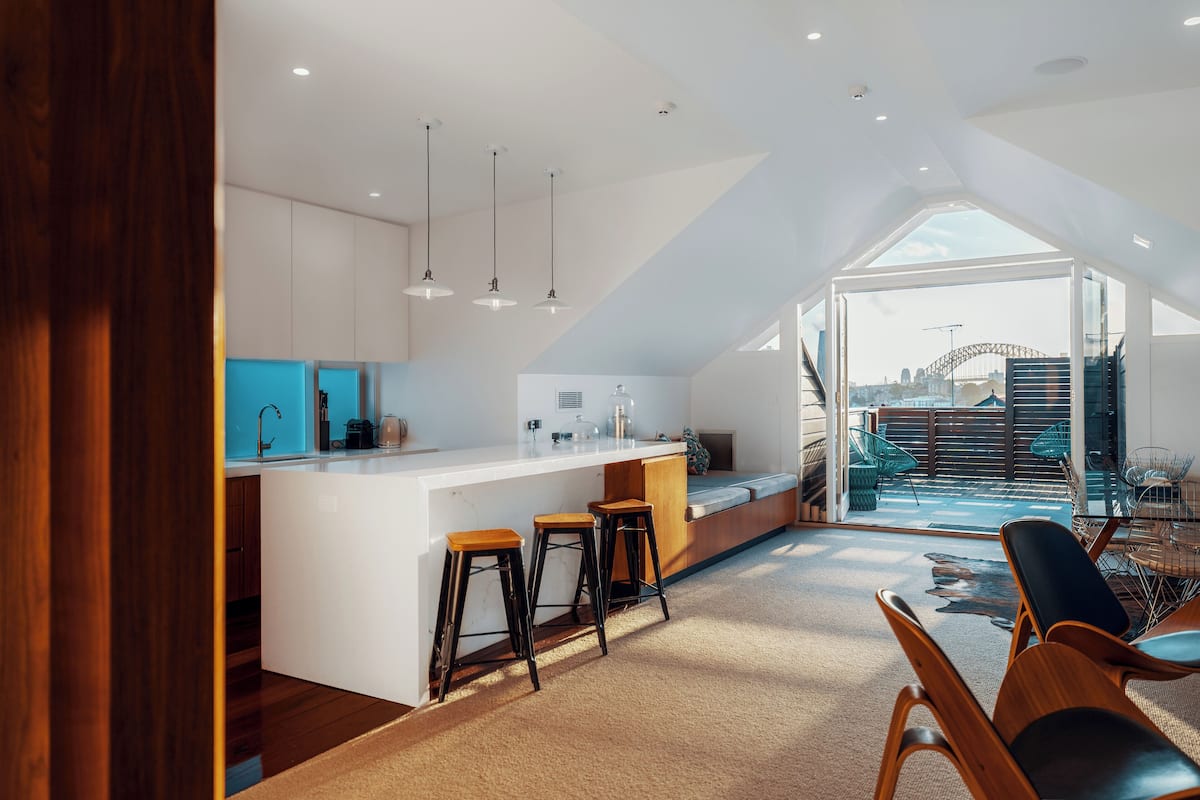 Luxury Two Bedroom Penthouse (Opera House View) | Living area | Plasma TV