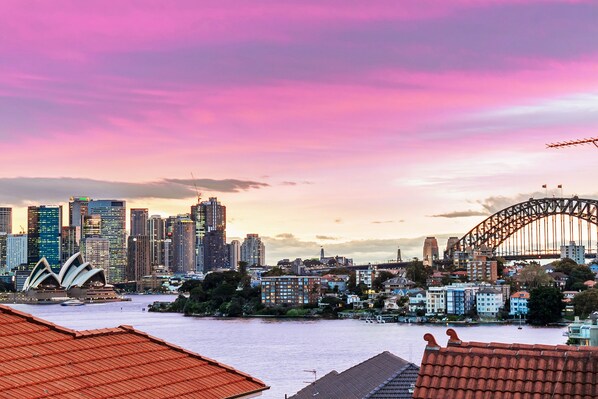 Vue sur la ville depuis l’hébergement