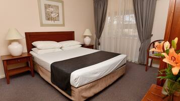 Executive Room, Non Smoking, Jetted Tub (EXECUTIVE)
