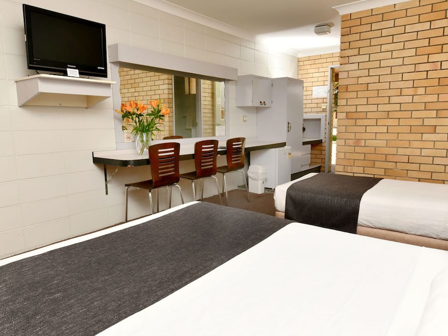 Skrivbord, arbetsyta för laptop, strykjärn/strykbräda och gratis wi-fi